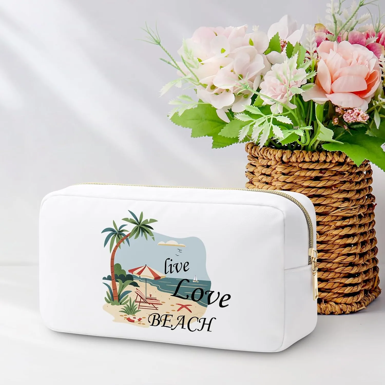 Beach Gifts for Women Makeup Bag for Beach Lover Trip Vacation Cosmetic Bag Girls Weekend Getaway Gift for Daughter Friend Friendship Present Travel Pouch Graduation Christmas Birthday Present
