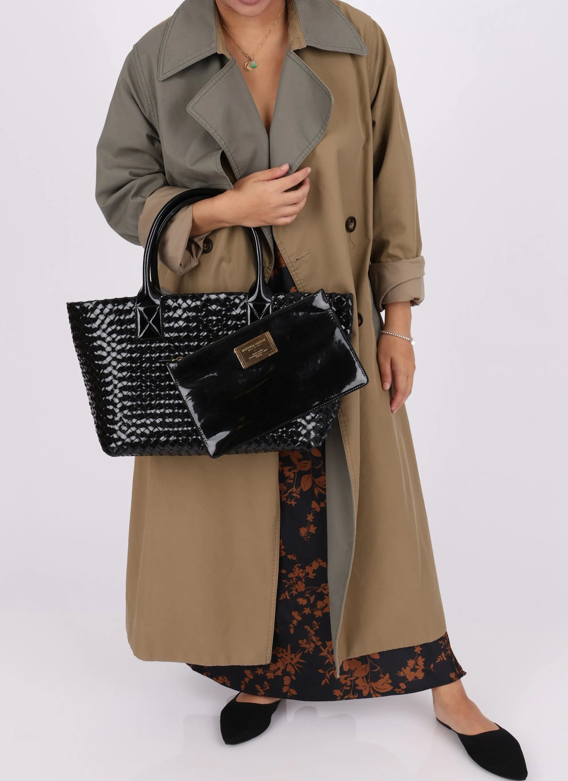 Limited Edition Bottega Veneta Patent Small Cabat Tote w/ Pouch