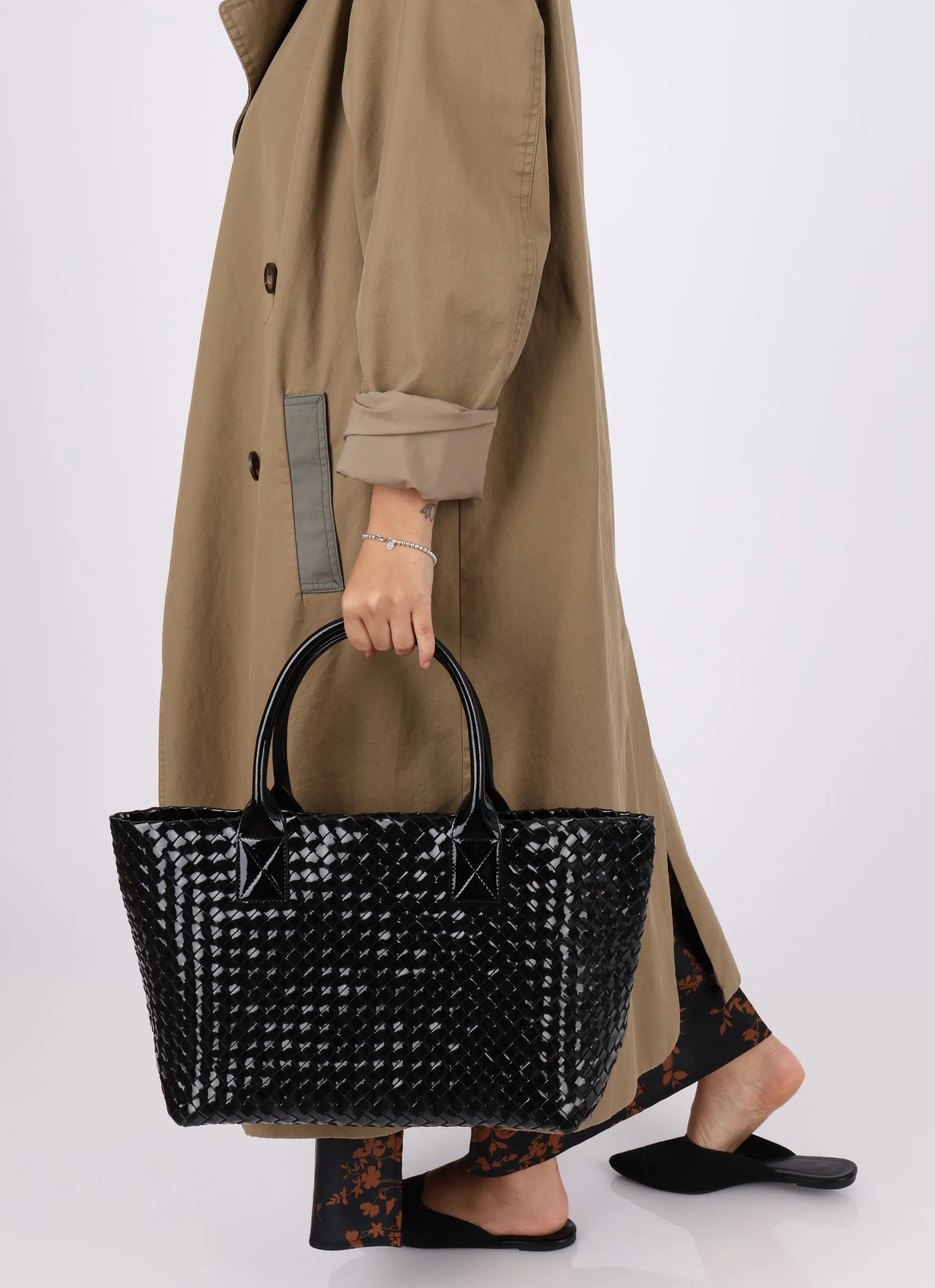 Limited Edition Bottega Veneta Patent Small Cabat Tote w/ Pouch